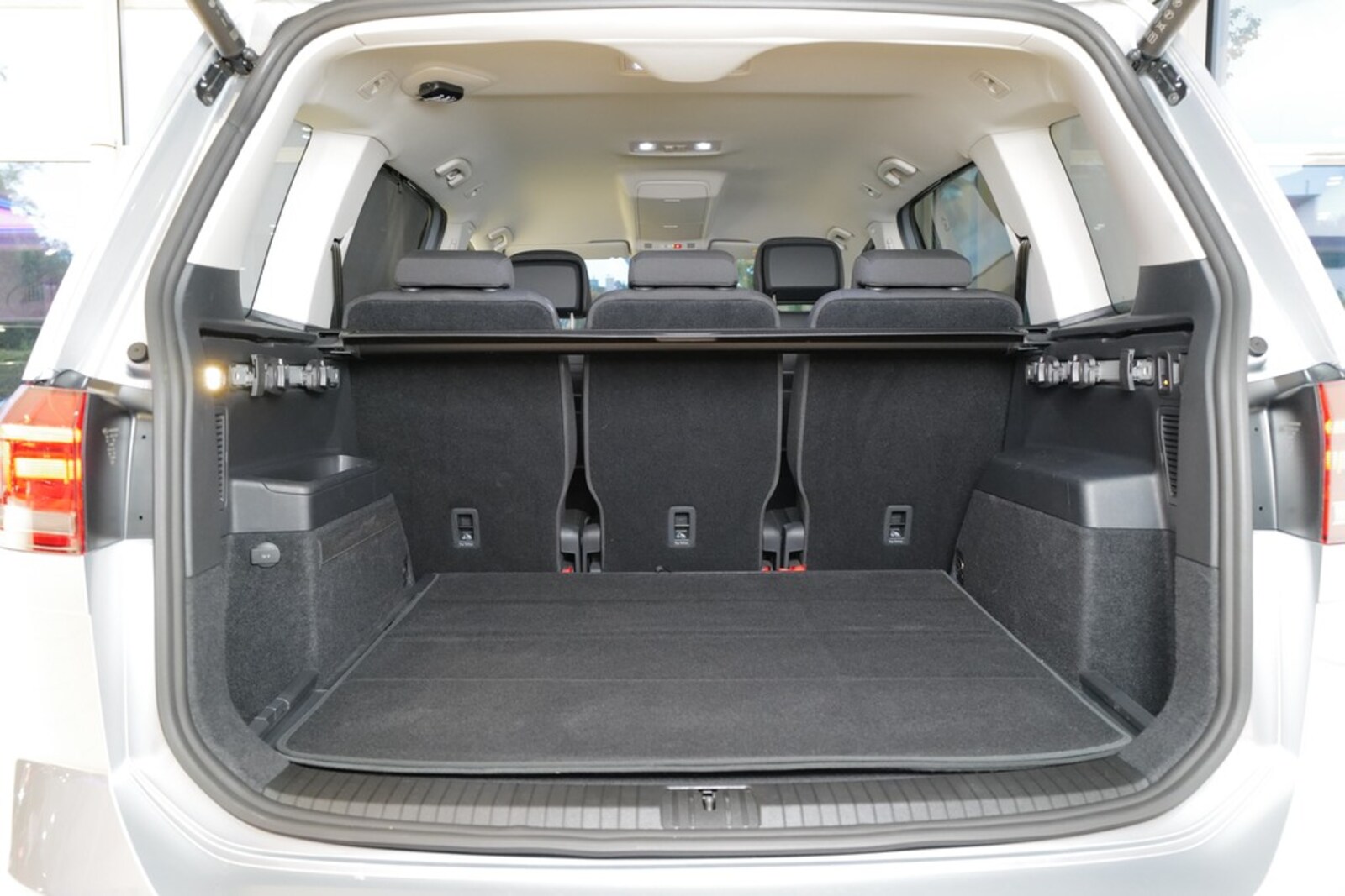 Volkswagen Touran – Bild 8