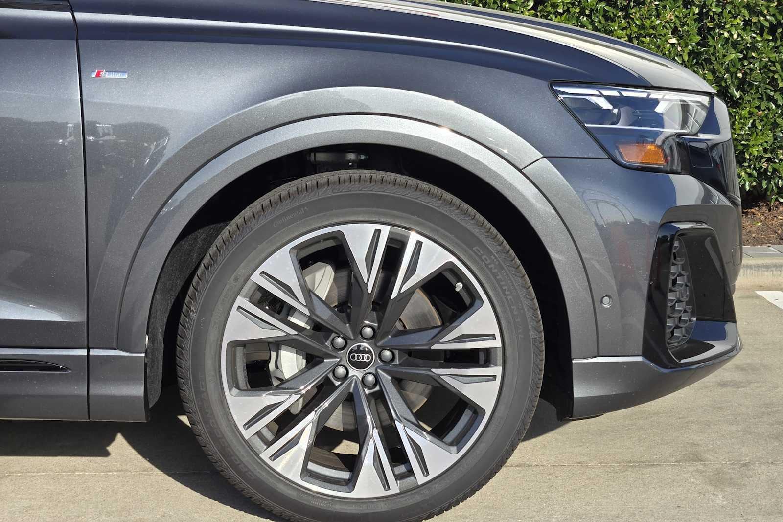 2026 Audi Q8 Premium Plus - Photo 5