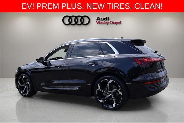2024 Audi Q8 e-tron