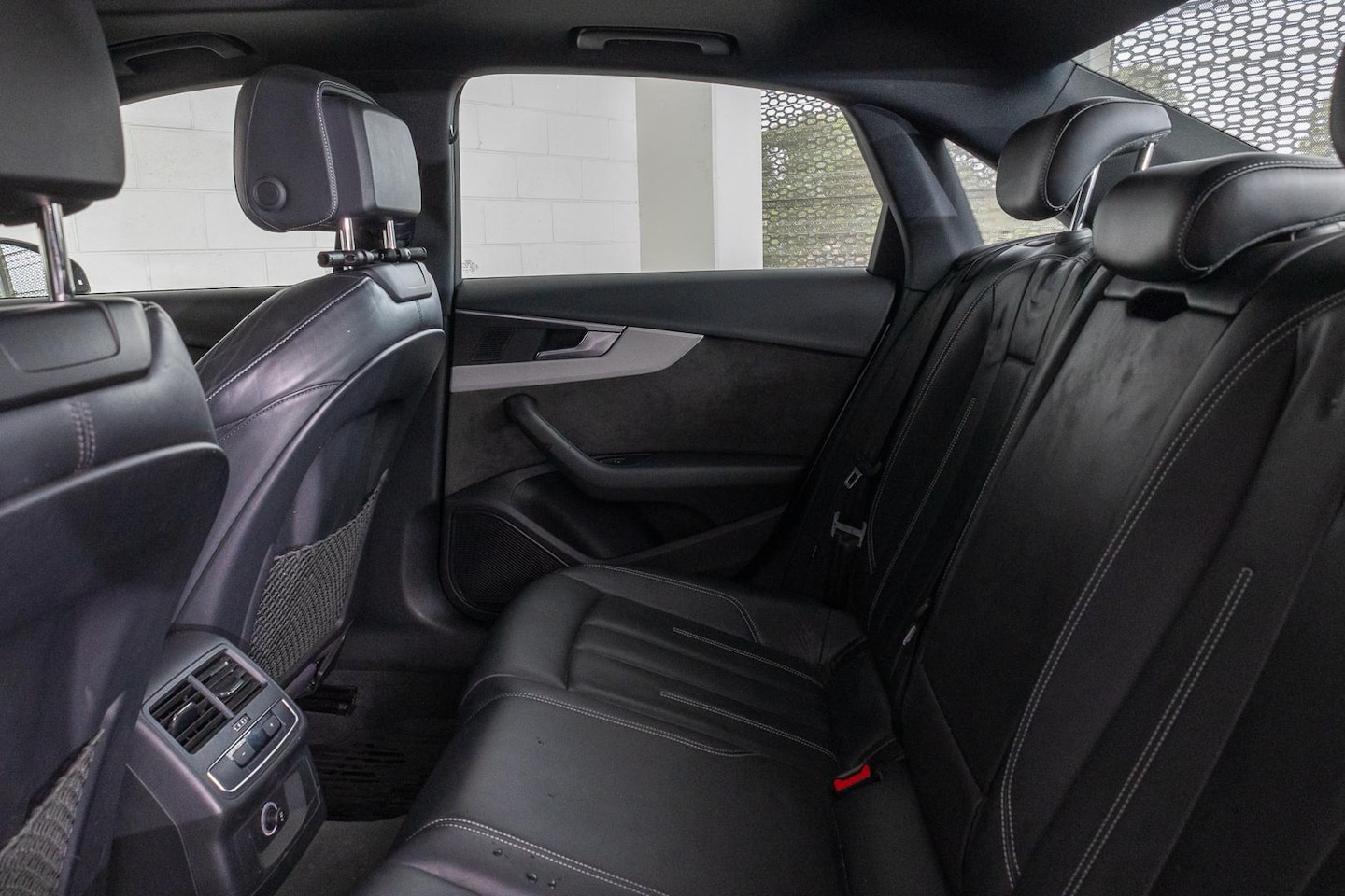 Image about Audi A4 Saloon 2.0 TDI