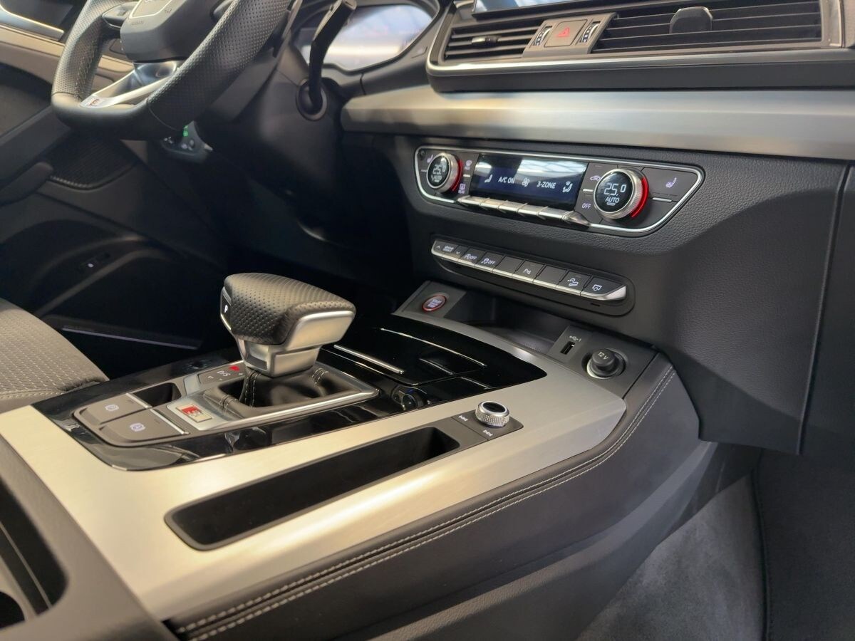 Image about Audi SQ5 TDI tiptronic