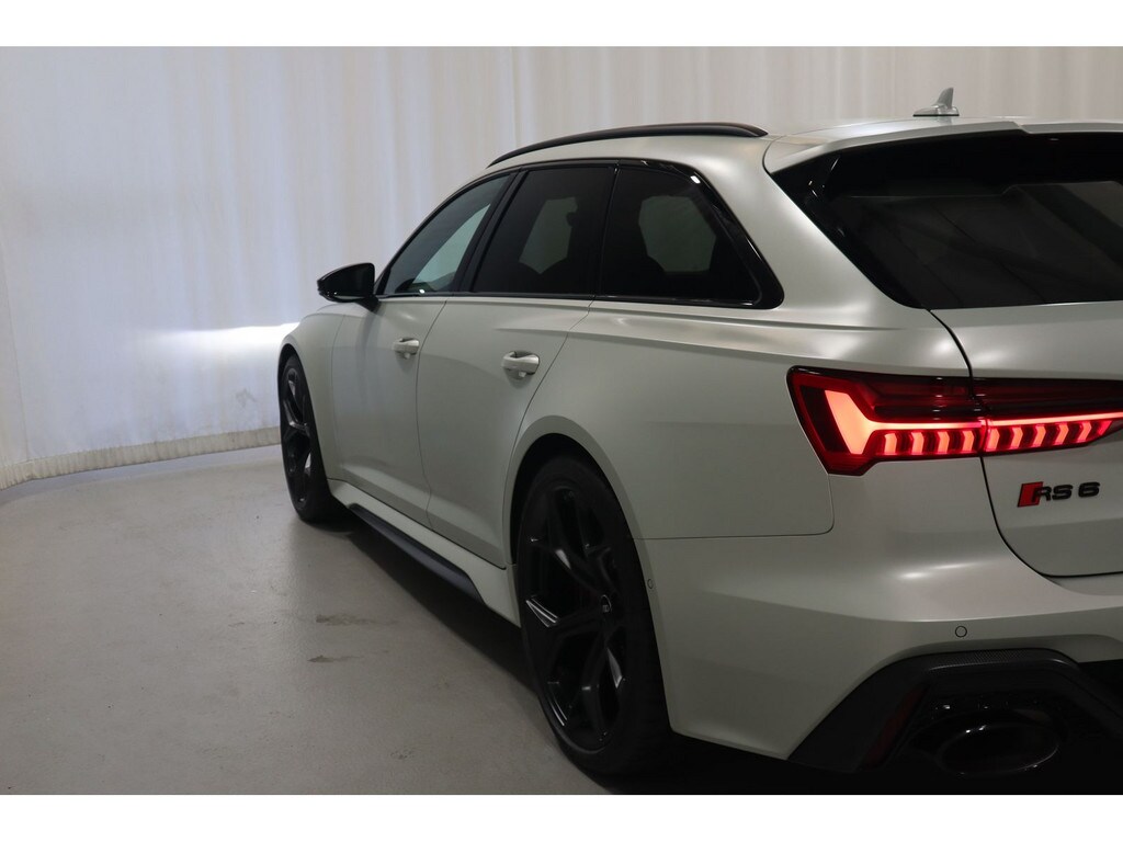 Image about Audi RS 6 Avant performance performance quattro tiptronic