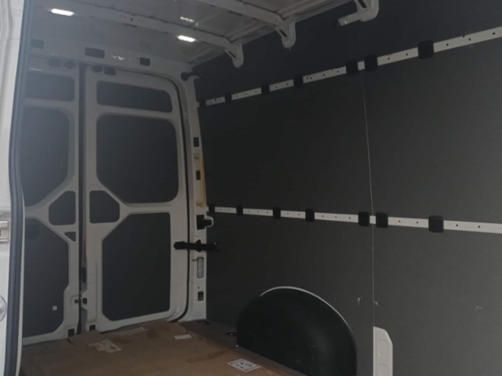 Volkswagen Crafter Kasten mittlerer Radstand – Bild 19