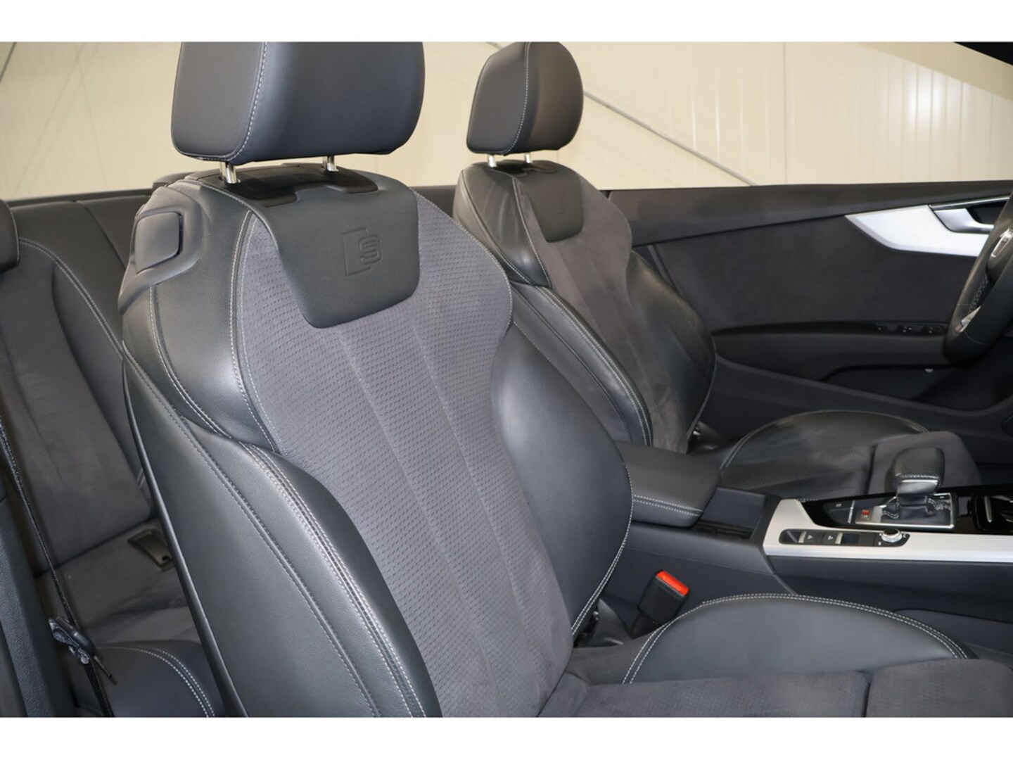 Bild über Audi S5 Cabriolet TFSI quattro tiptronic - für weitere Informationen kontaktieren Sie den Audi Partner