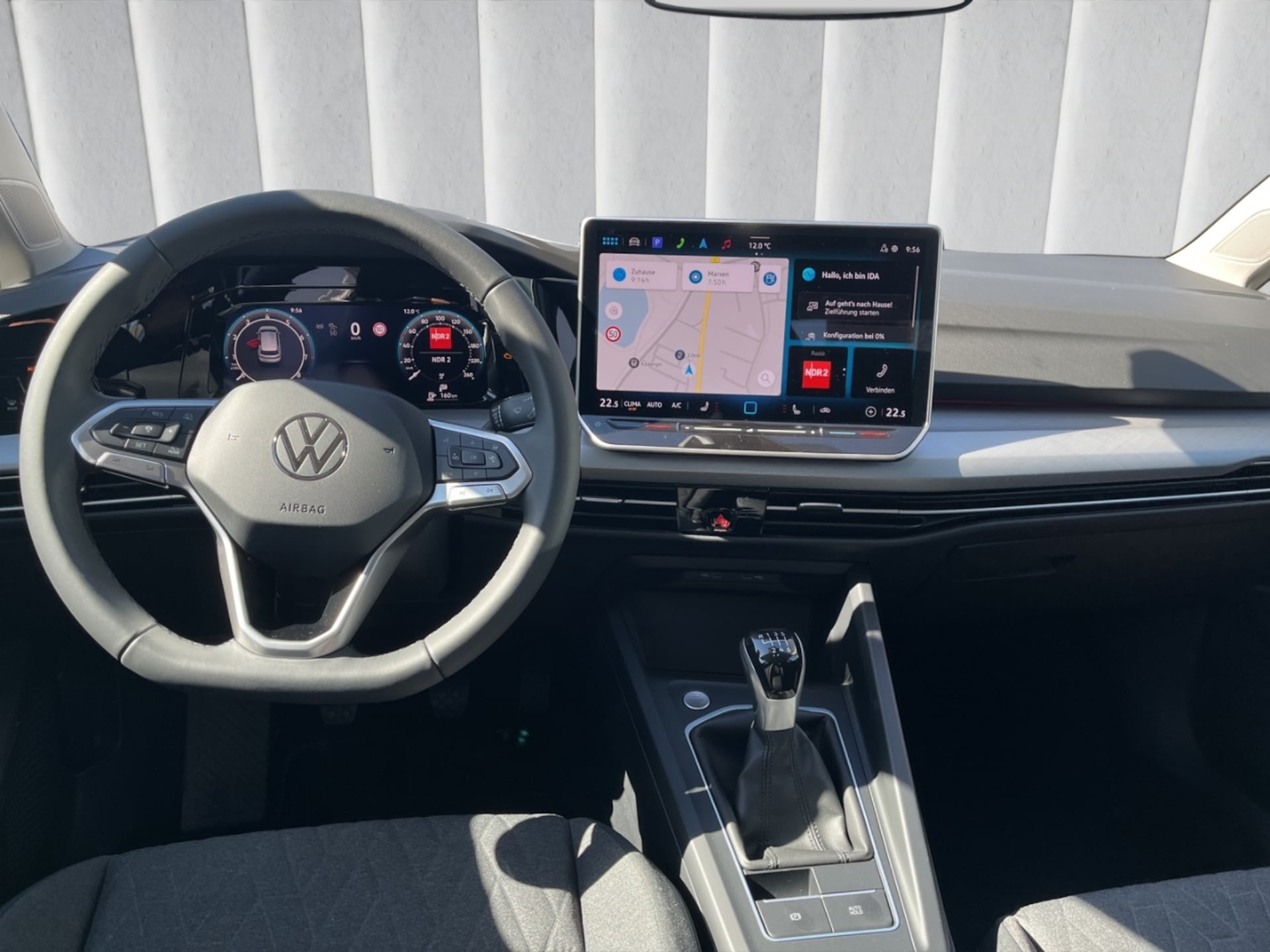 Volkswagen Golf Life
