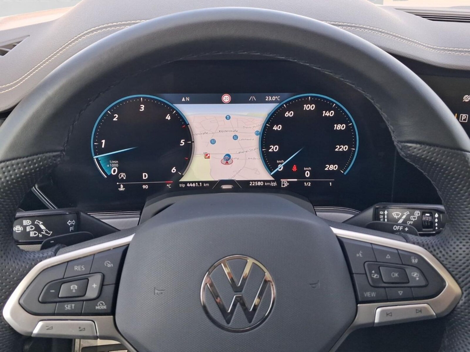Volkswagen Touareg – Bild 10