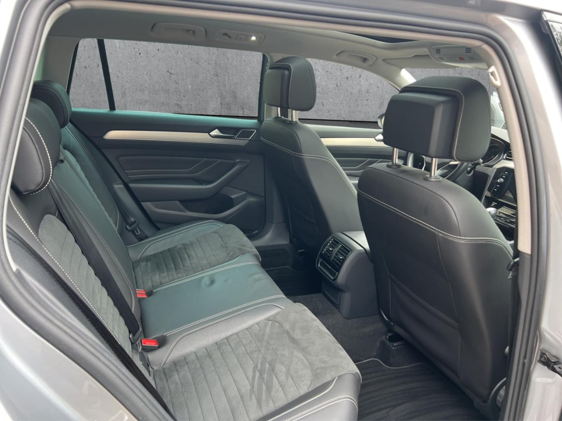 Volkswagen Passat Variant Elegance