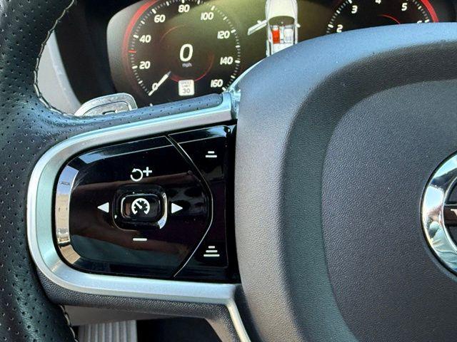2019 Volvo XC60 14