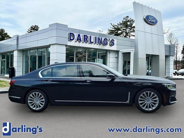 2021 BMW 740i