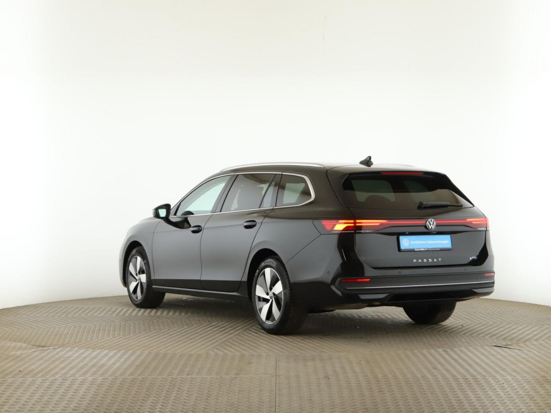 Volkswagen Passat Business