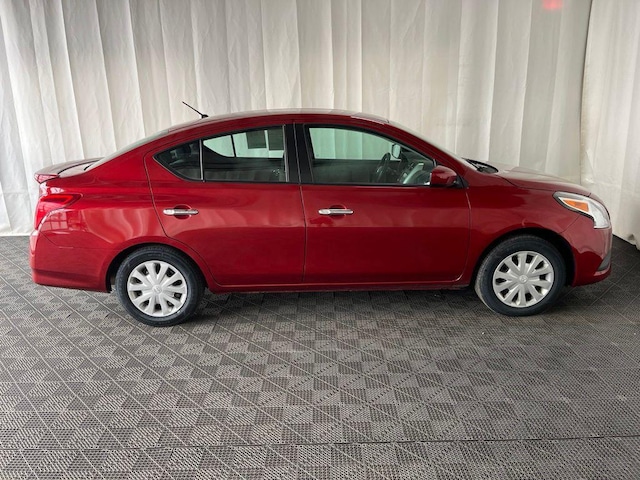 2019 Nissan Versa