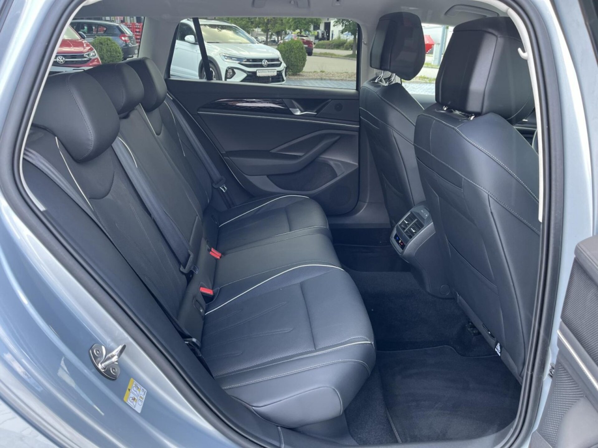 Volkswagen Passat Business