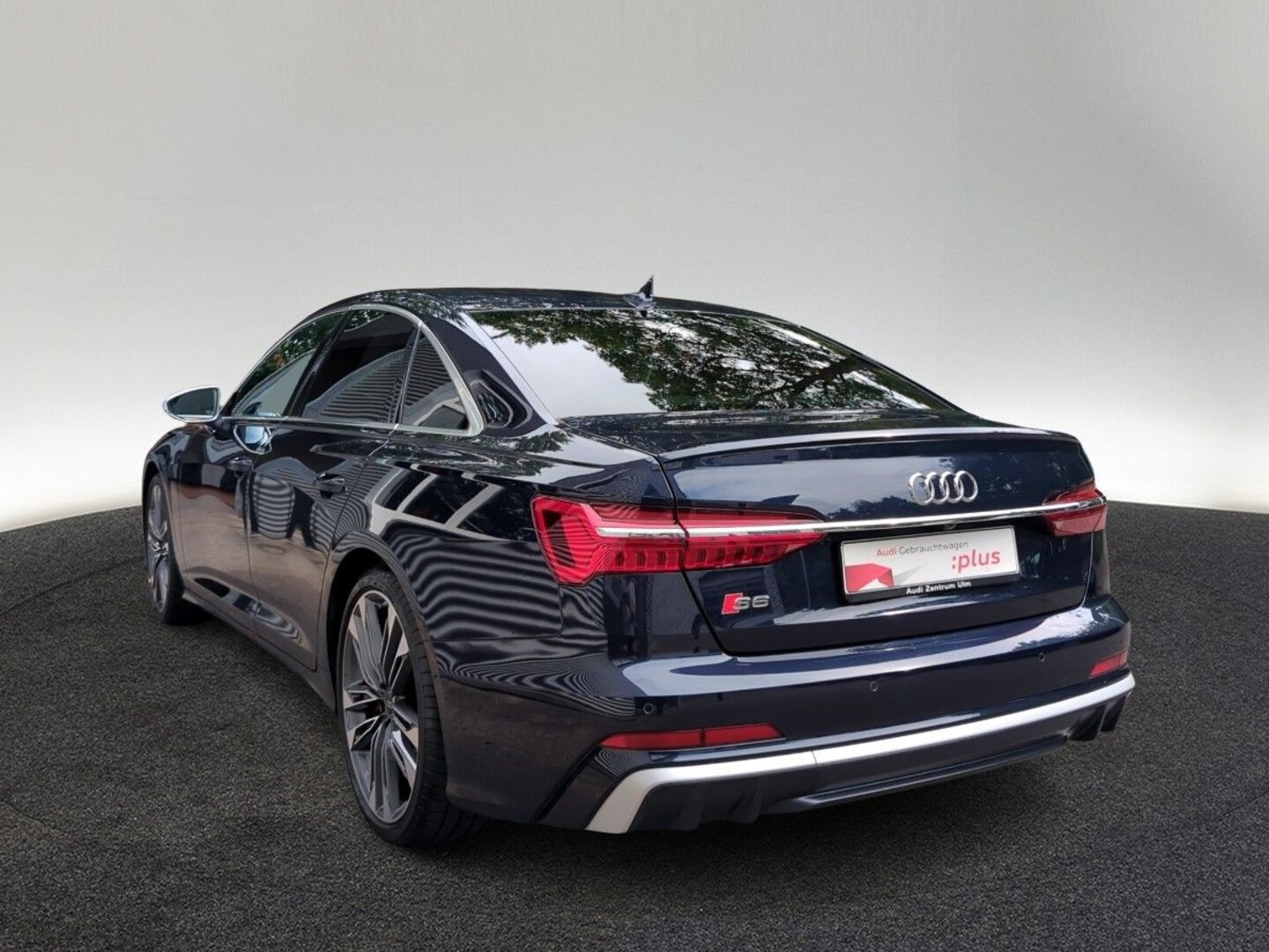 Bild über Audi S6 Limousine TDI quattro tiptronic - für weitere Informationen kontaktieren Sie den Audi Partner