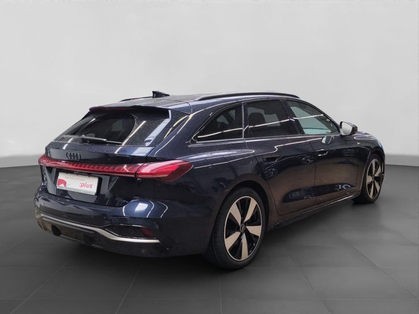 Bild über Audi A5 Avant TDI 150 kW S tronic - für weitere Informationen kontaktieren Sie den Audi Partner
