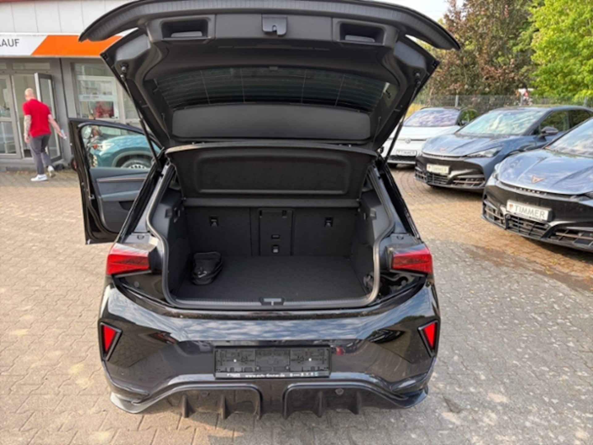 CUPRA Born VZ