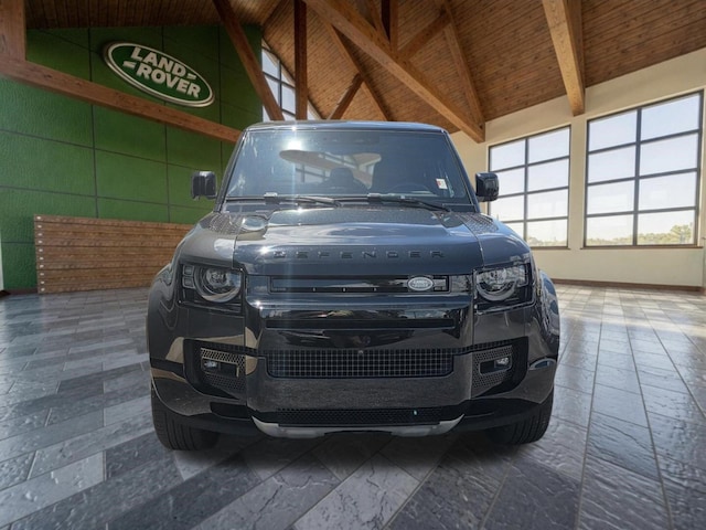 2023 Land Rover Defender
