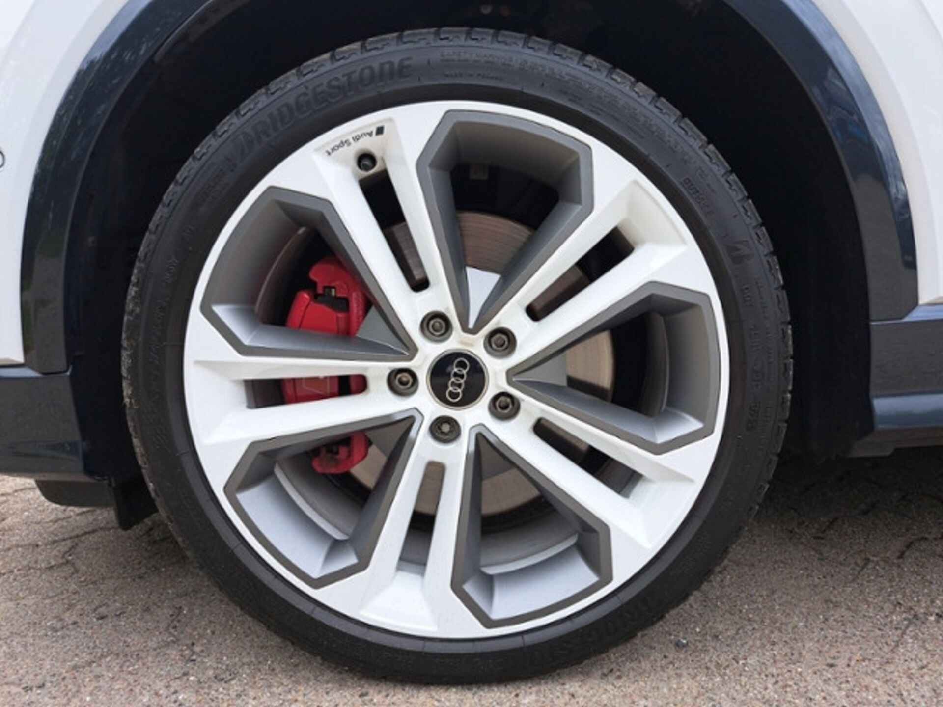 Audi SQ2