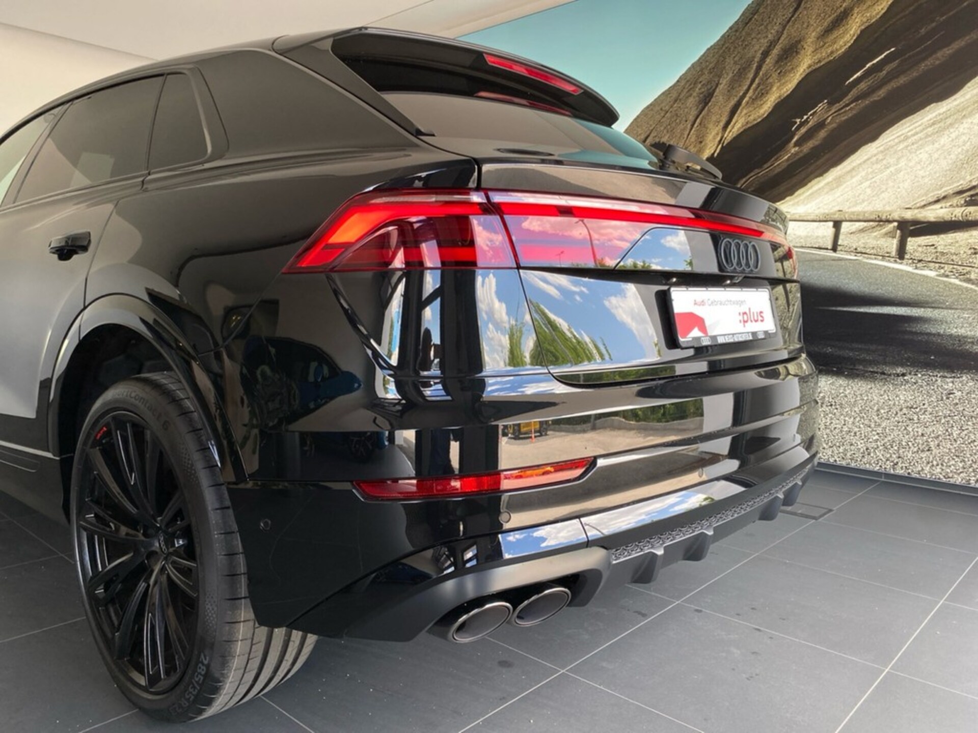 Audi SQ8 SUV