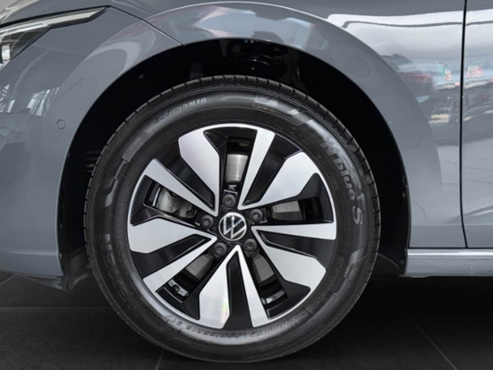 Volkswagen Golf Variant – Bild 23