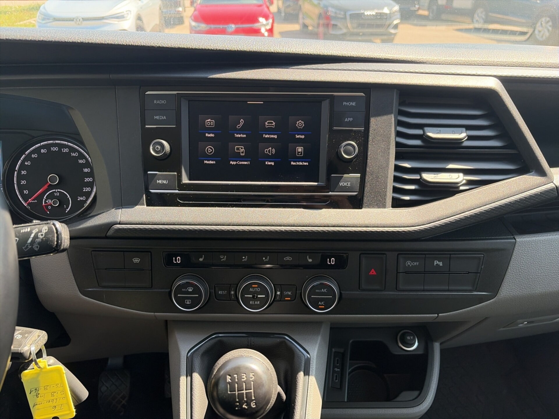 Volkswagen T6.1 Caravelle kurzer Radstand Comfortline