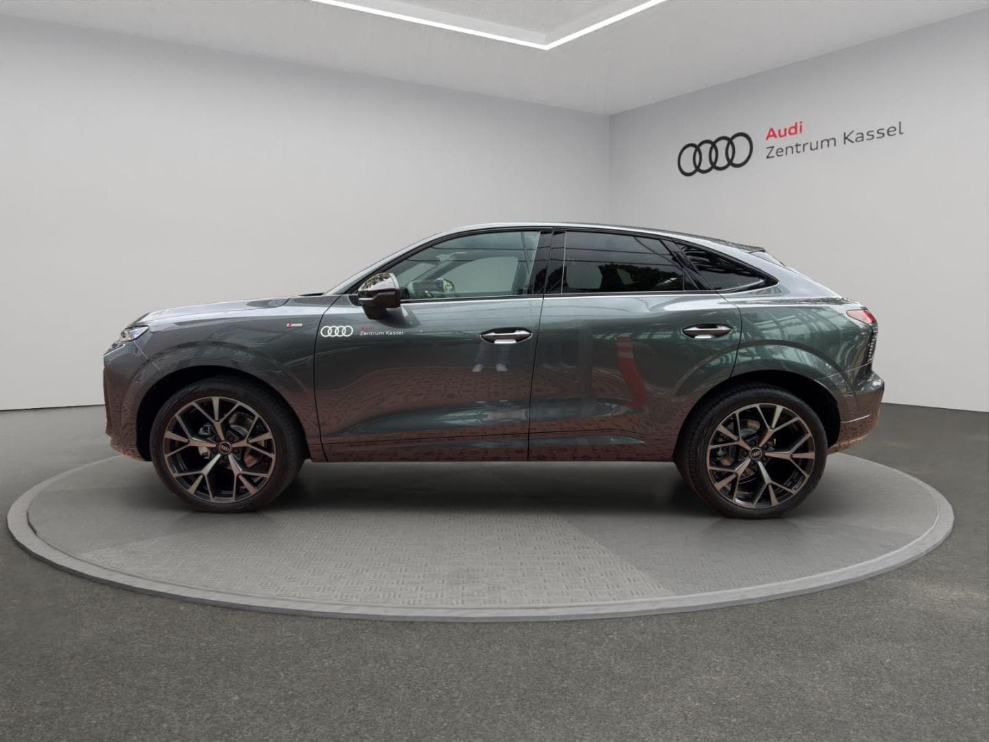 Bild über Audi Q3 Sportback TFSI 110 kW S tronic - für weitere Informationen kontaktieren Sie den Audi Partner