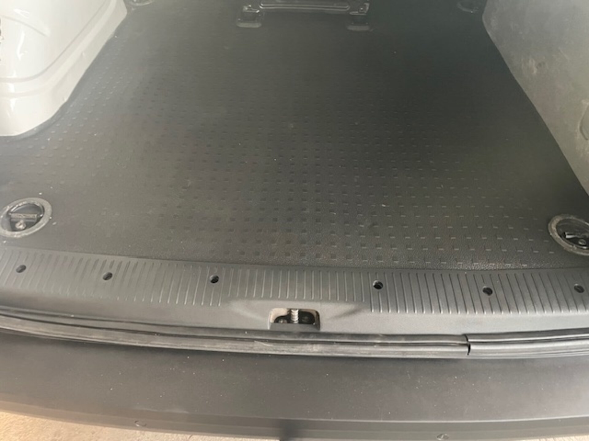 Volkswagen T6.1 Transporter Kombi langer Radstand
