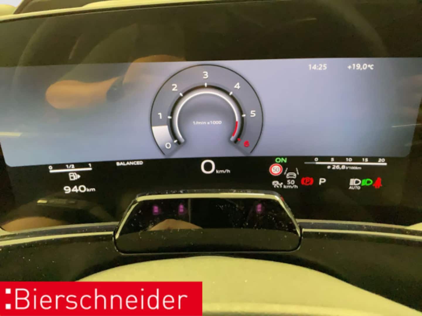 Bild über Audi Q7 SUV TDI quattro 220 kW tiptronic - für weitere Informationen kontaktieren Sie den Audi Partner