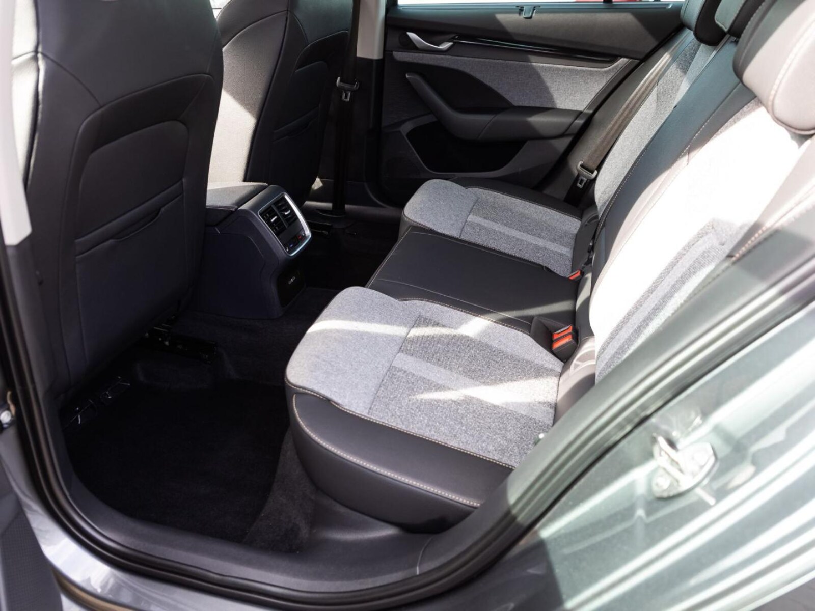 Škoda Octavia Combi – Bild 21