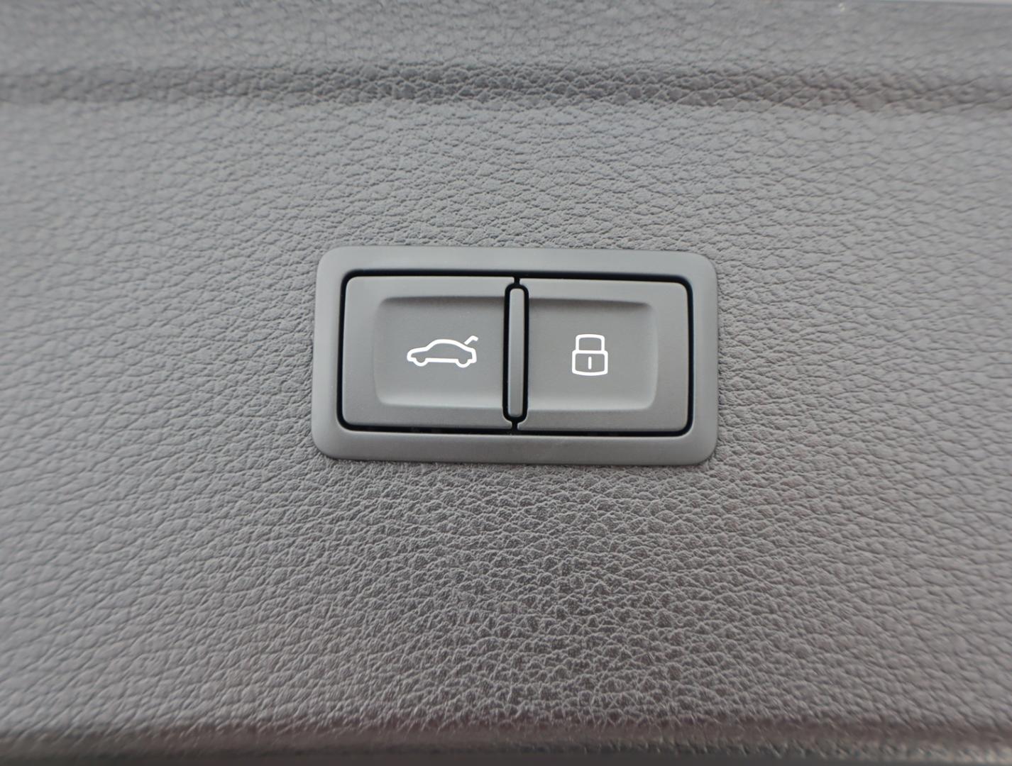 Image about Audi Q5 40 TDI quattro S line 150(204) kW(PS) S tronic