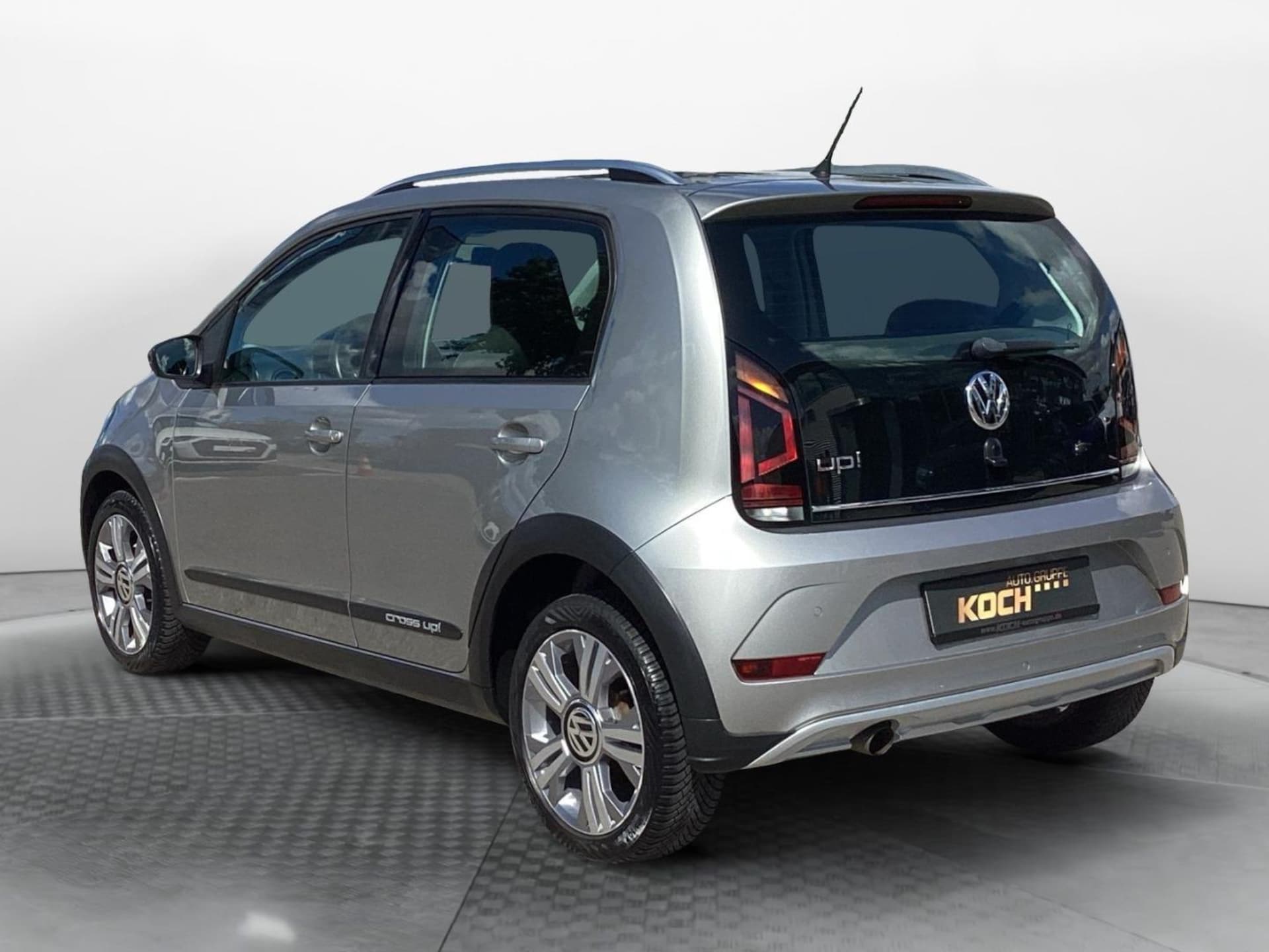 Volkswagen up! cross up!
