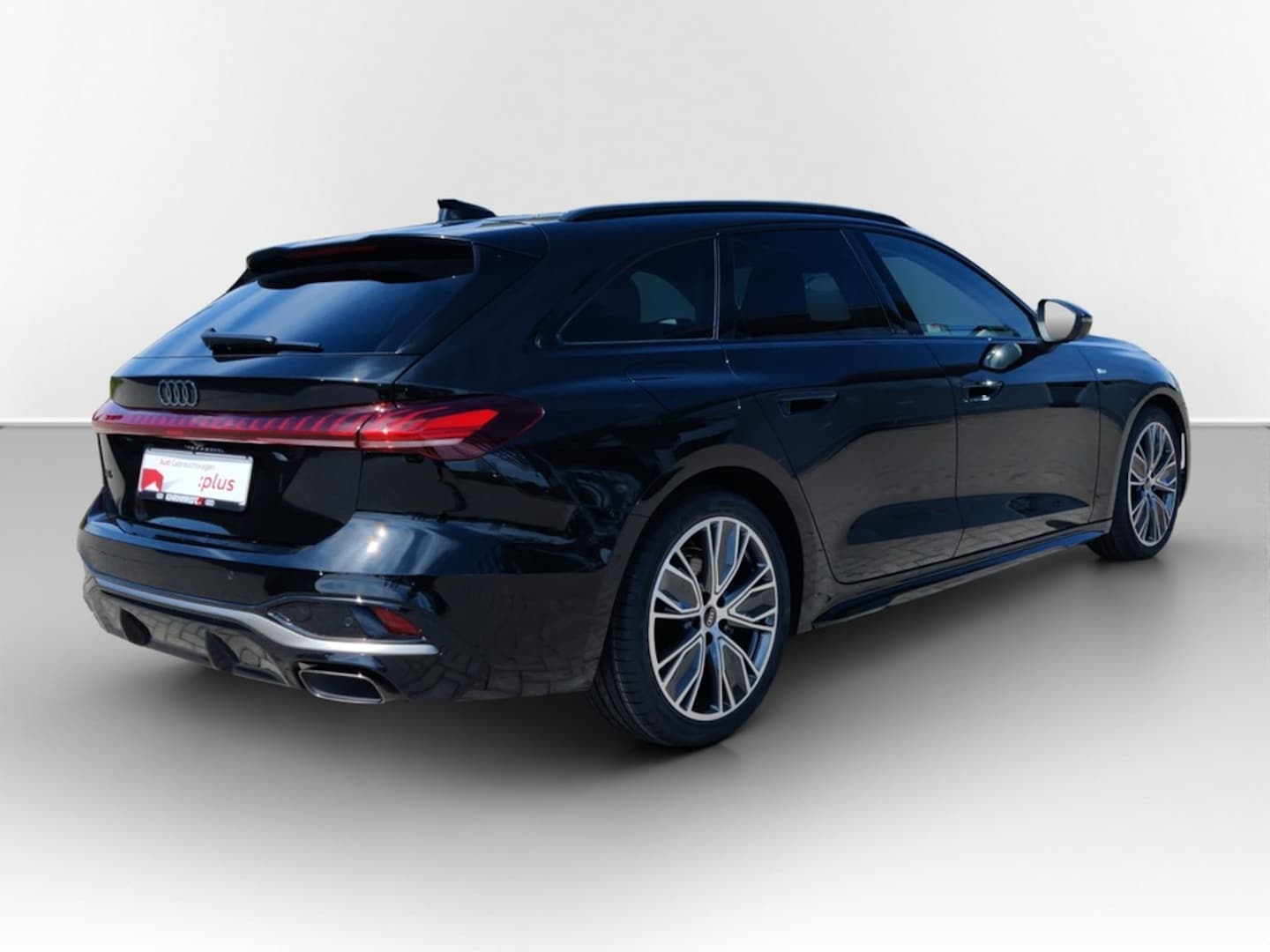 Bild über Audi A5 Avant TFSI 150 kW S tronic - für weitere Informationen kontaktieren Sie den Audi Partner