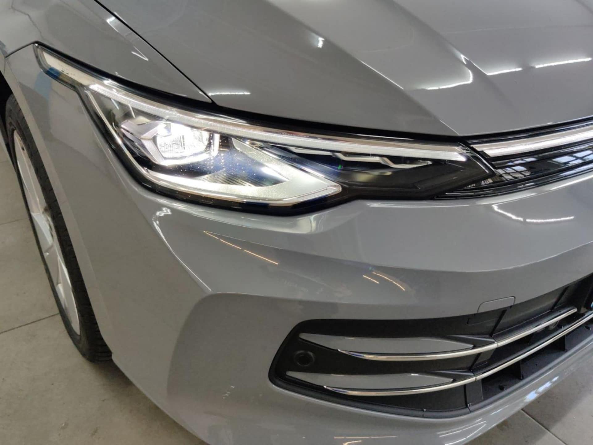 Volkswagen Golf Life