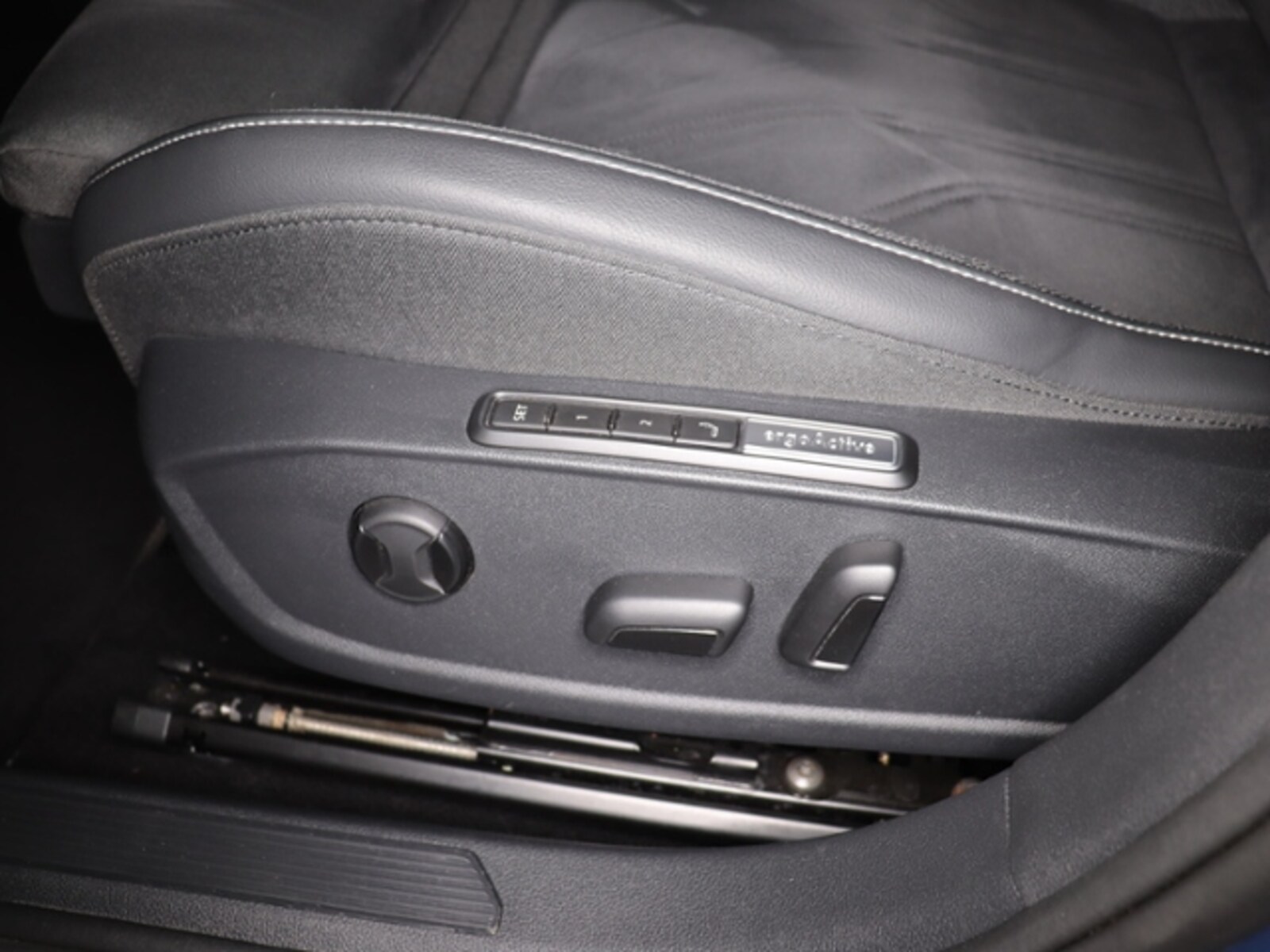 Volkswagen Golf – Bild 8