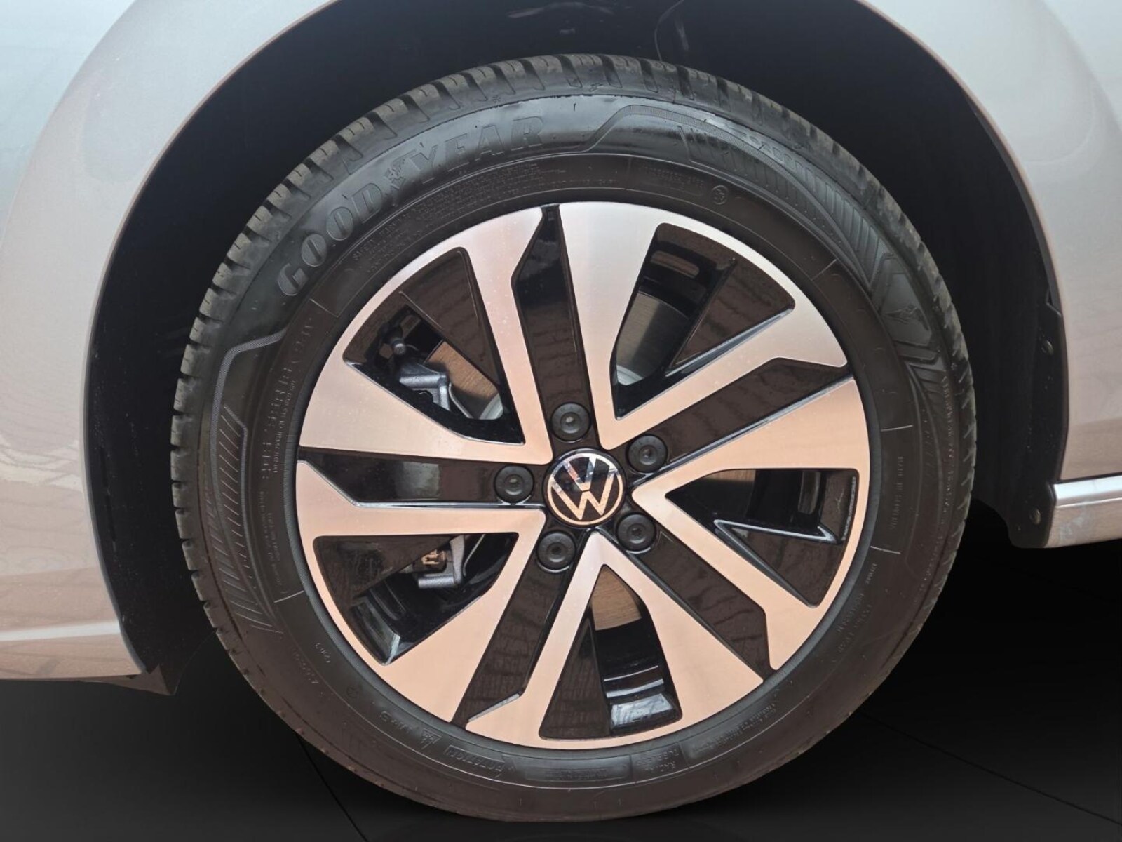 Volkswagen Golf Variant – Bild 3