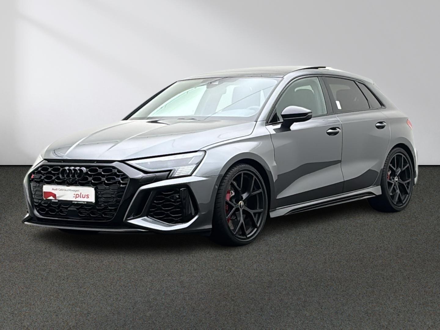 Bild über Audi RS 3 Sportback TFSI quattro S tronic - für weitere Informationen kontaktieren Sie den Audi Partner