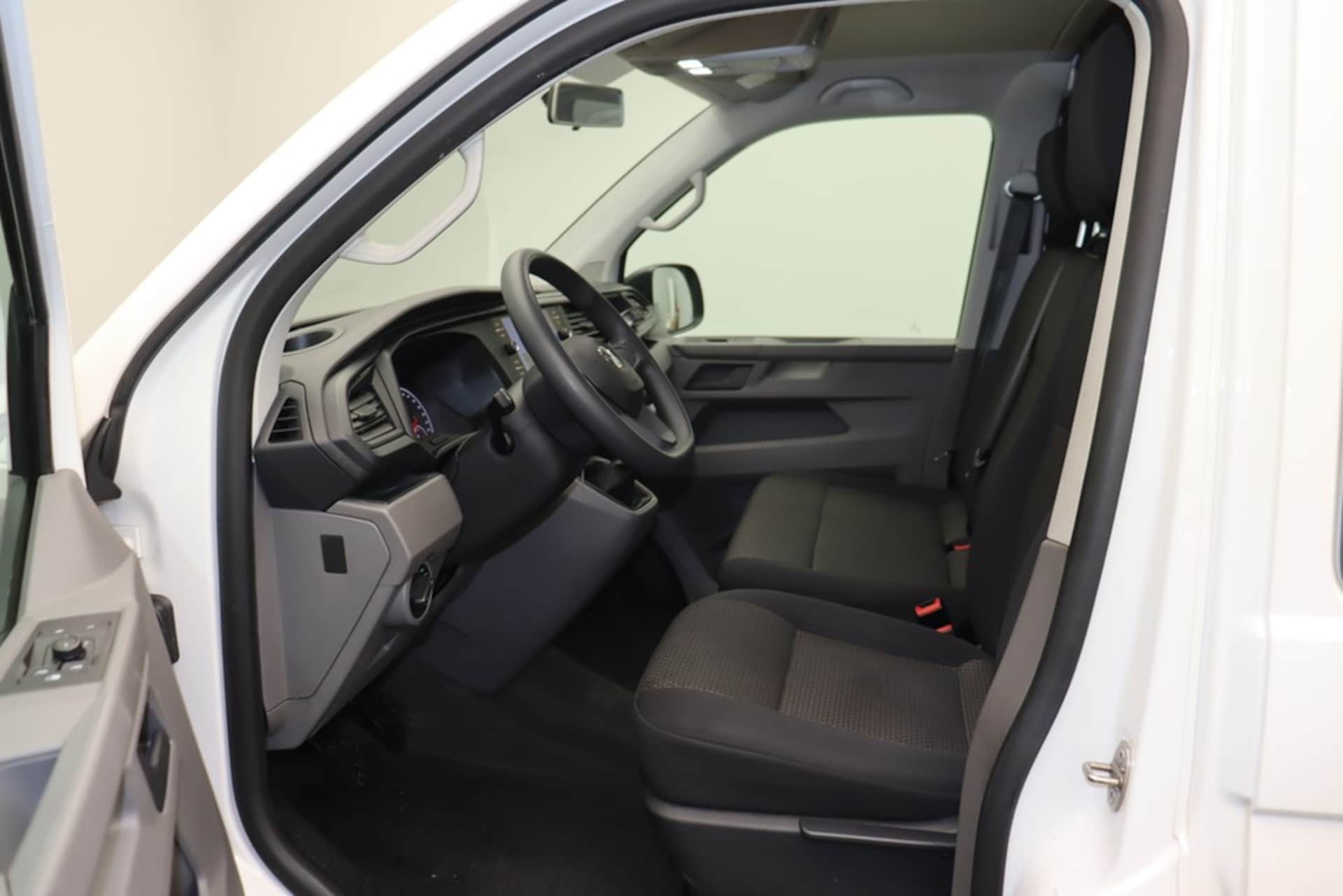Volkswagen T6.1 Transporter Kombi kurzer Radstand
