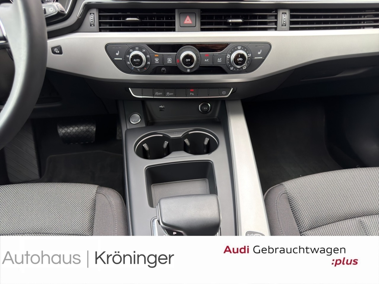 Bild über Audi A4 Avant advanced 35 TFSI S tronic - für weitere Informationen kontaktieren Sie den Audi Partner
