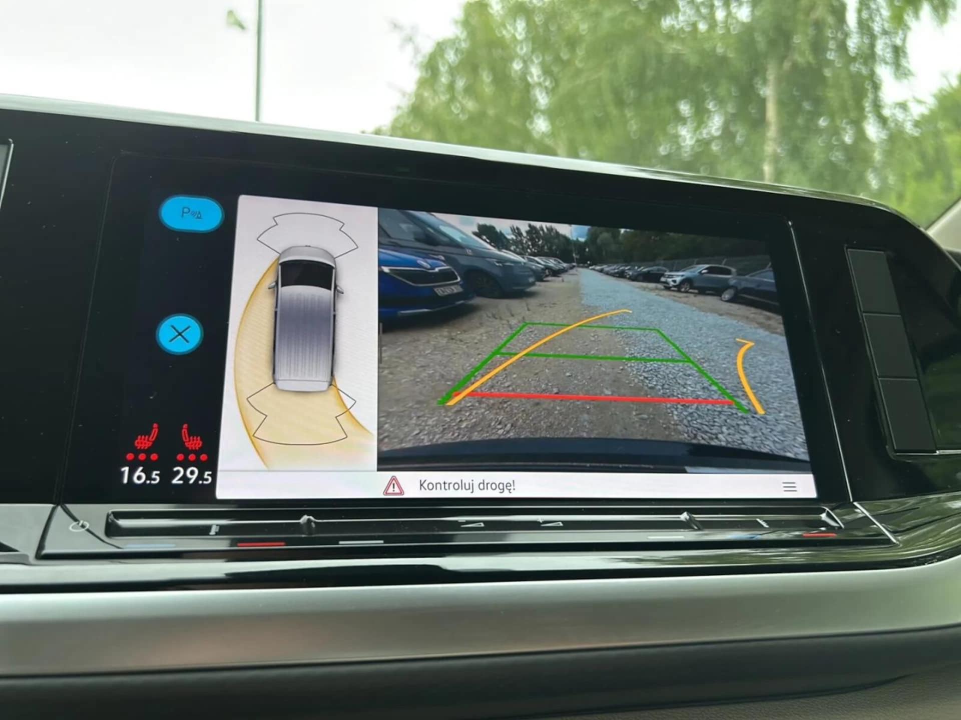 Volkswagen Multivan długi rozstaw osi Life