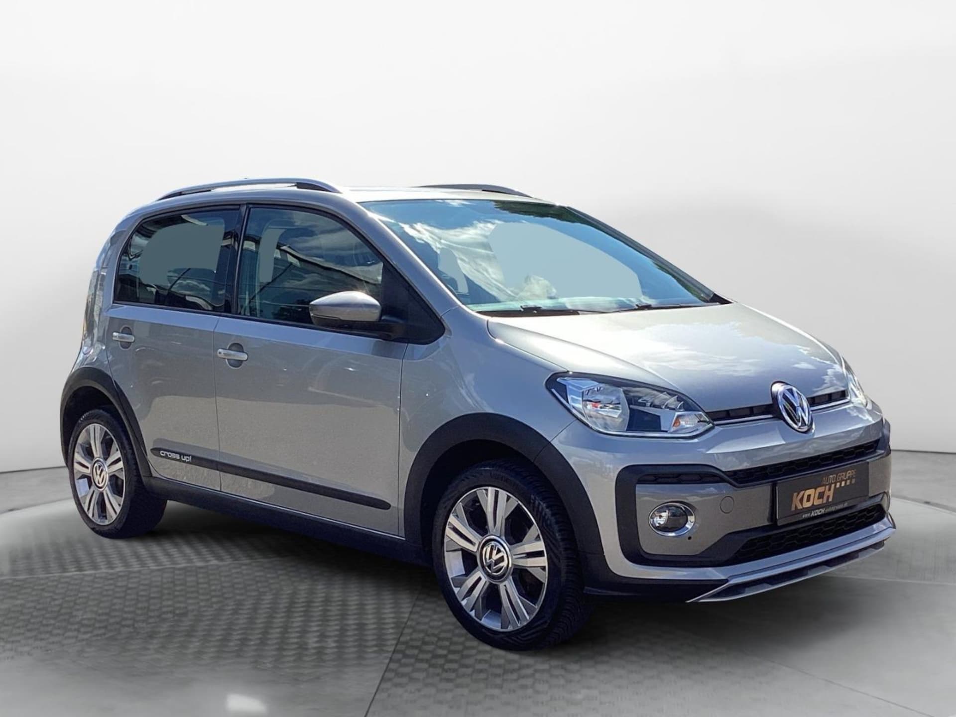 Volkswagen up! cross up!