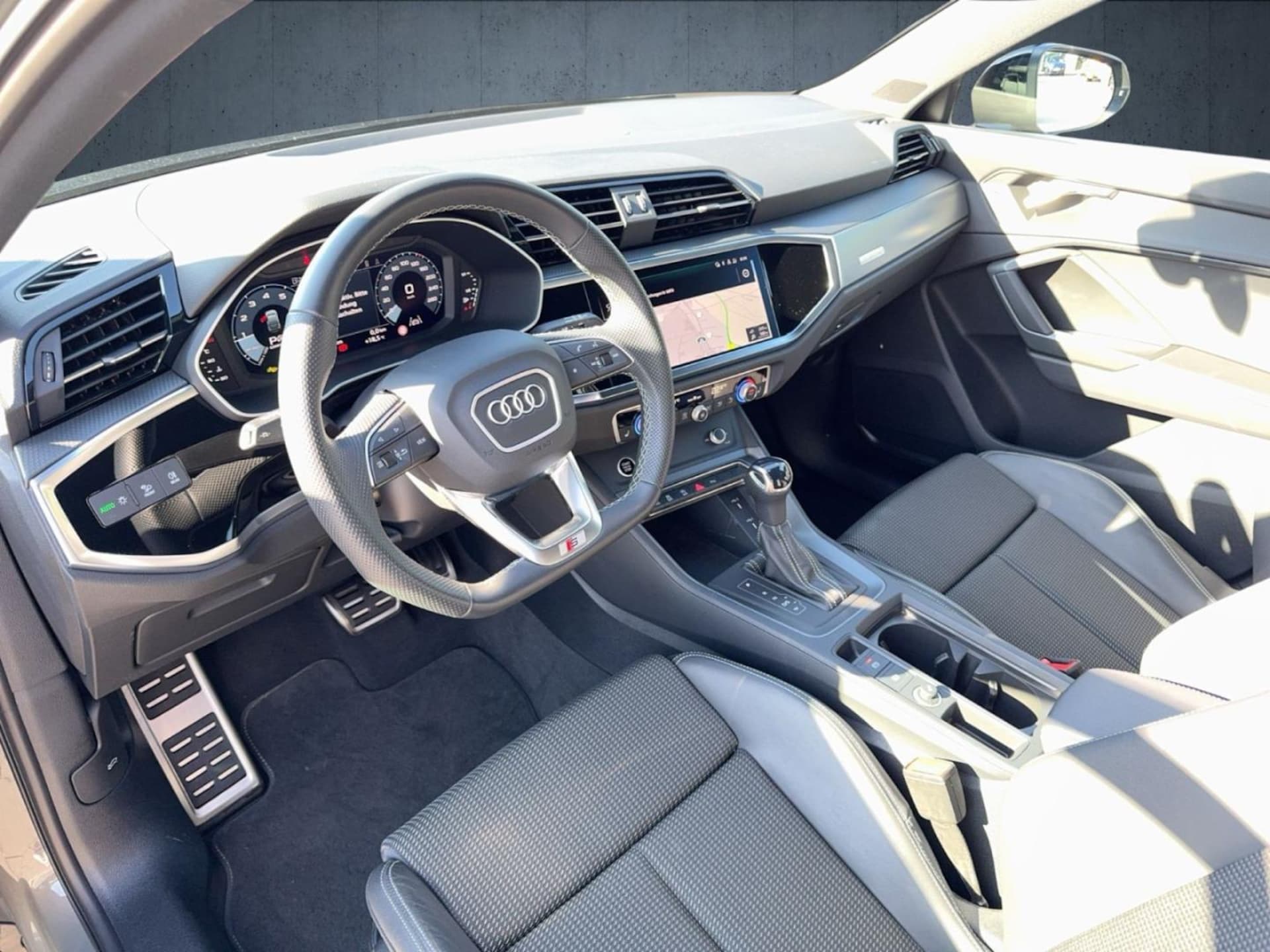 Audi Q3 Sportback S line