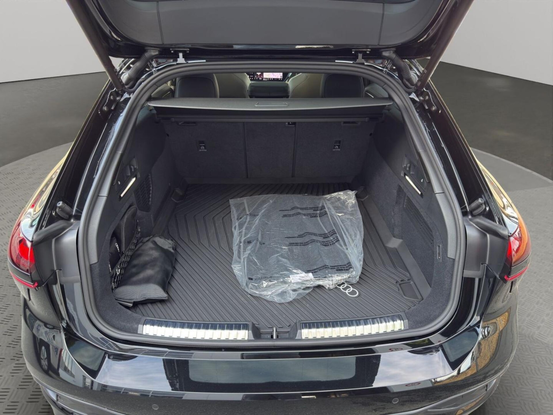 Audi A6 Avant edition one