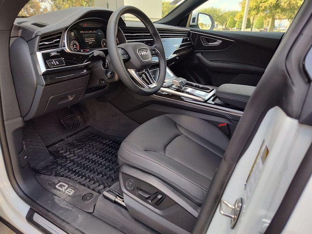 2026 Audi Q8