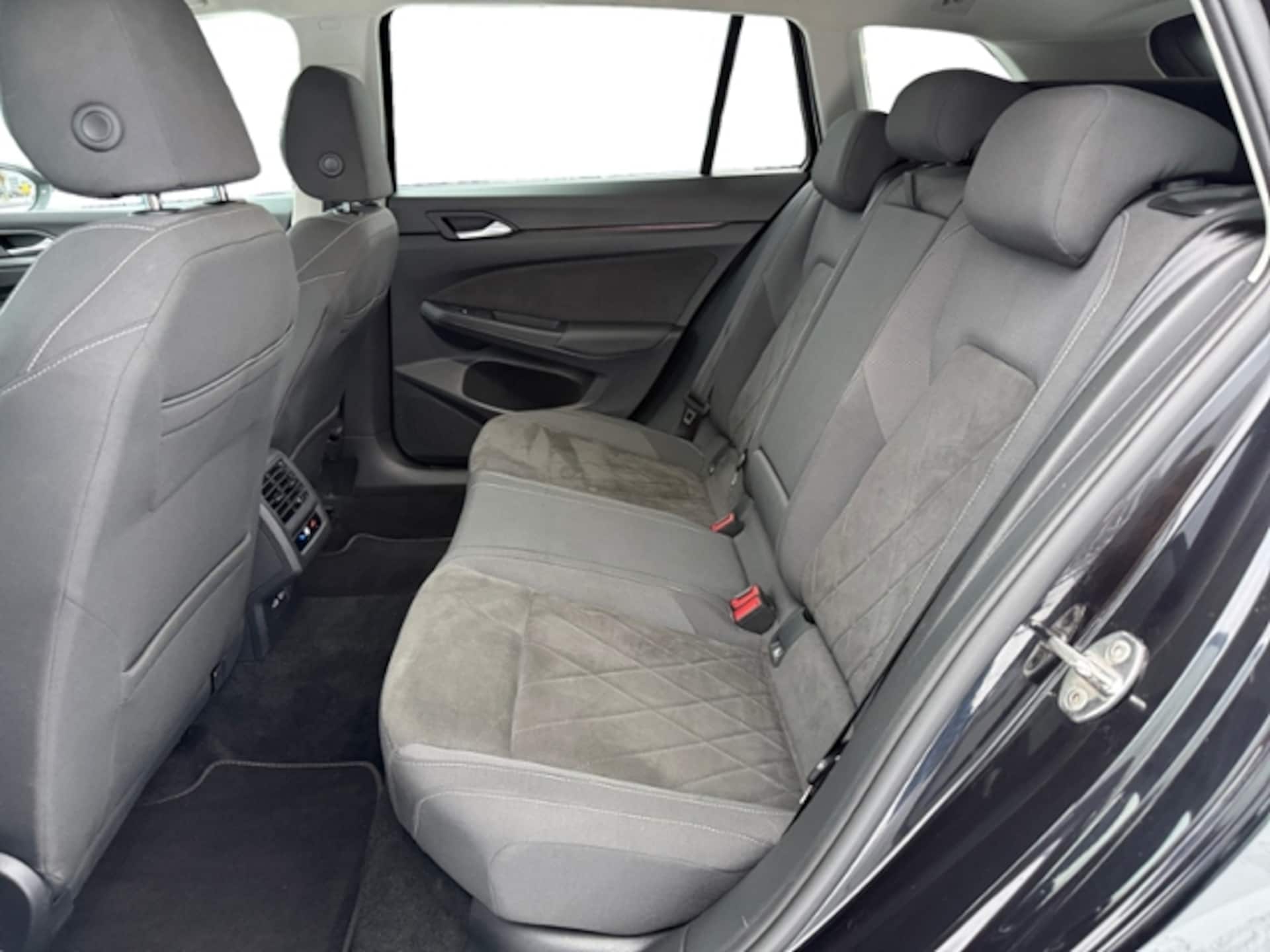 Volkswagen Golf Variant Style