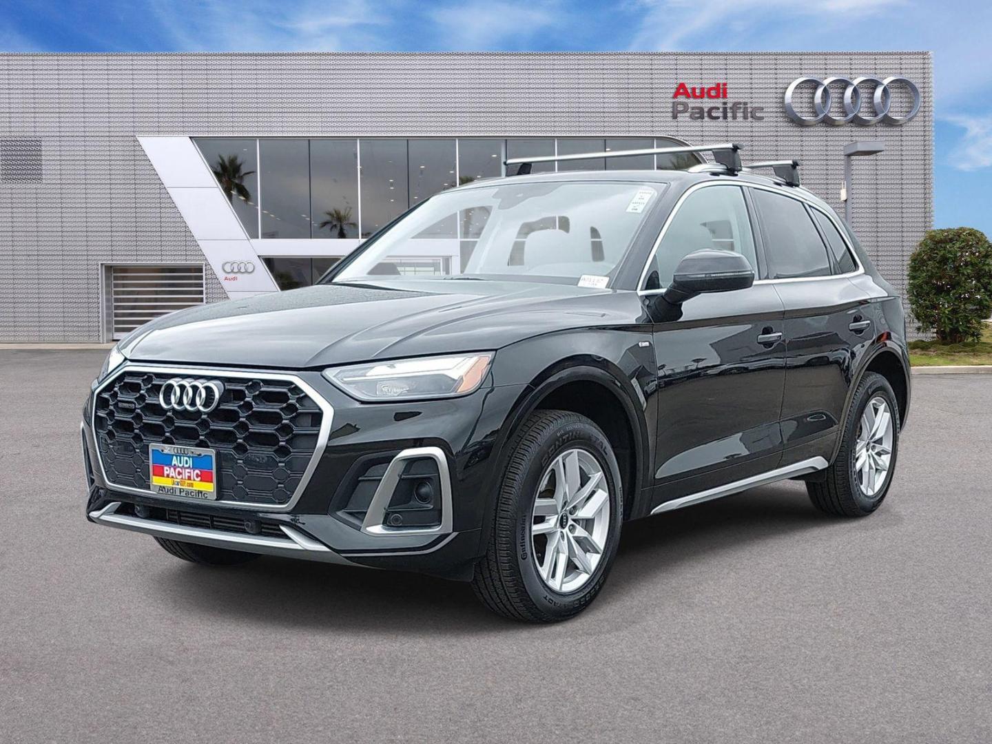 2024 Audi Q5 45 Premium's photo