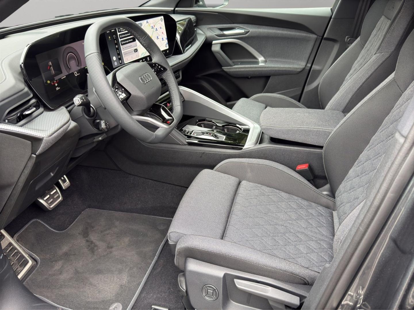 Bild über Audi Q5 SUV TDI quattro 220 kW S tronic - für weitere Informationen kontaktieren Sie den Audi Partner