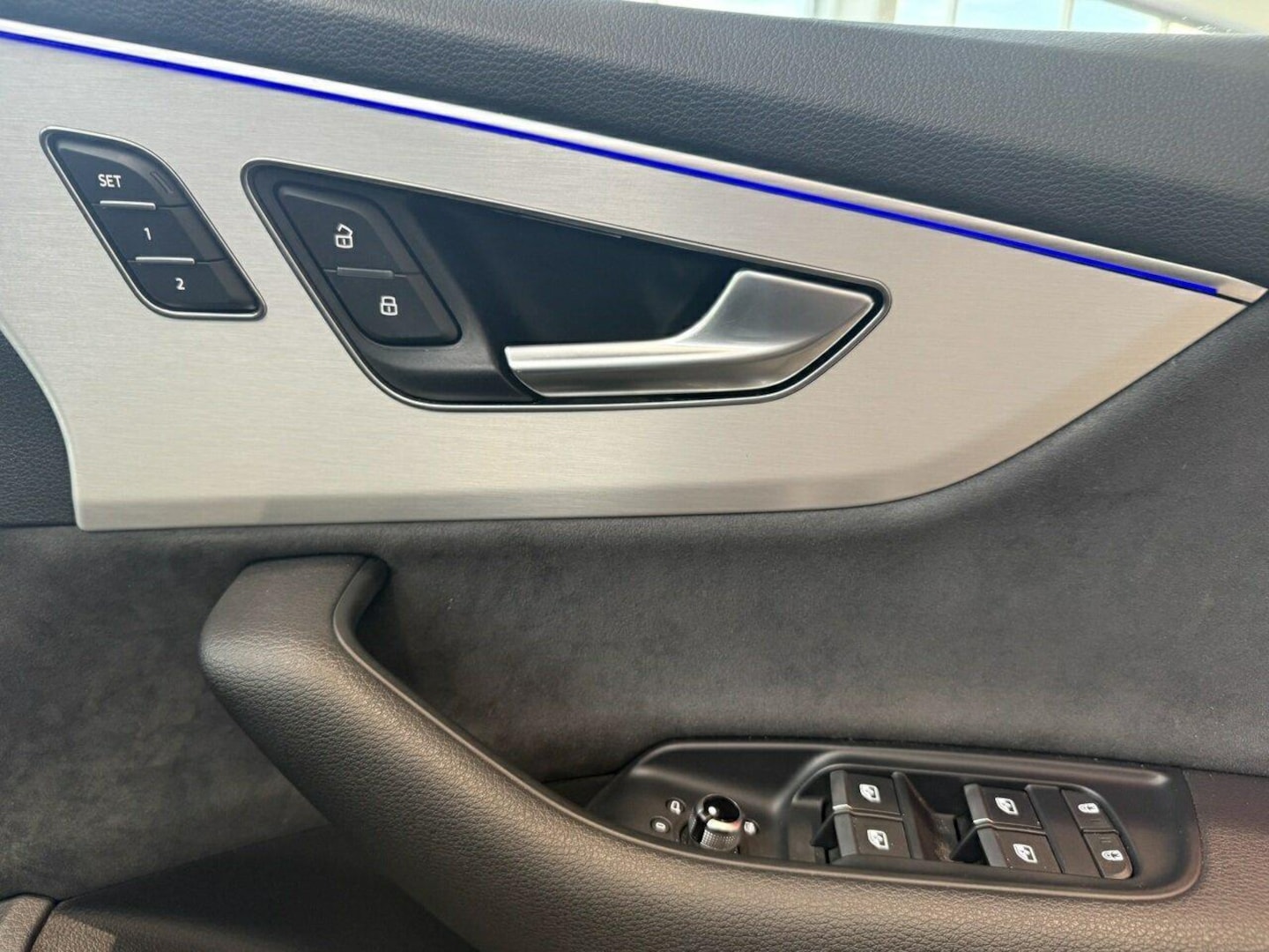Image about Audi Q7 S line 50 TDI quattro tiptronic