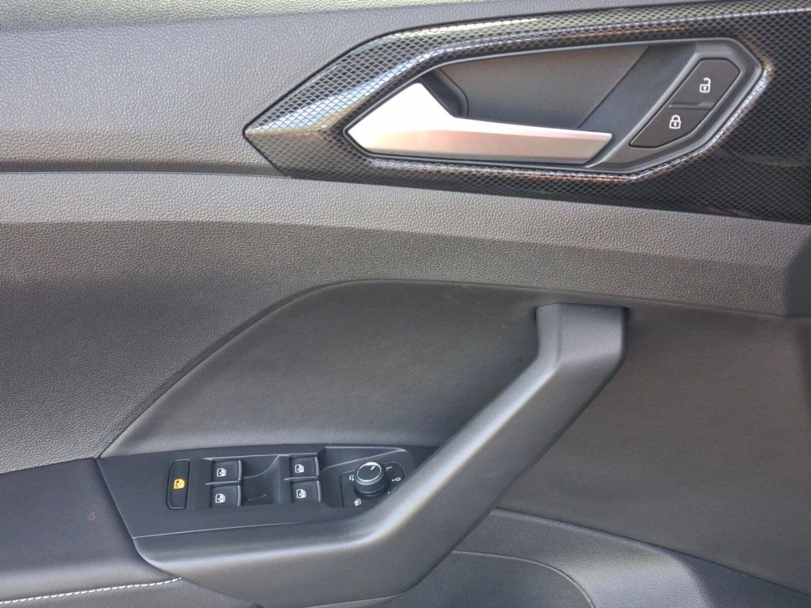 Volkswagen T-Cross – Bild 8