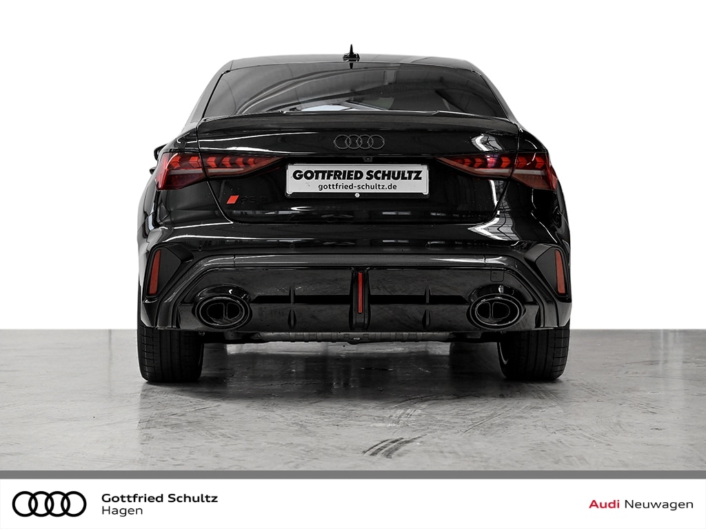 Image about Audi RS 3 Limousine TFSI quattro S tronic