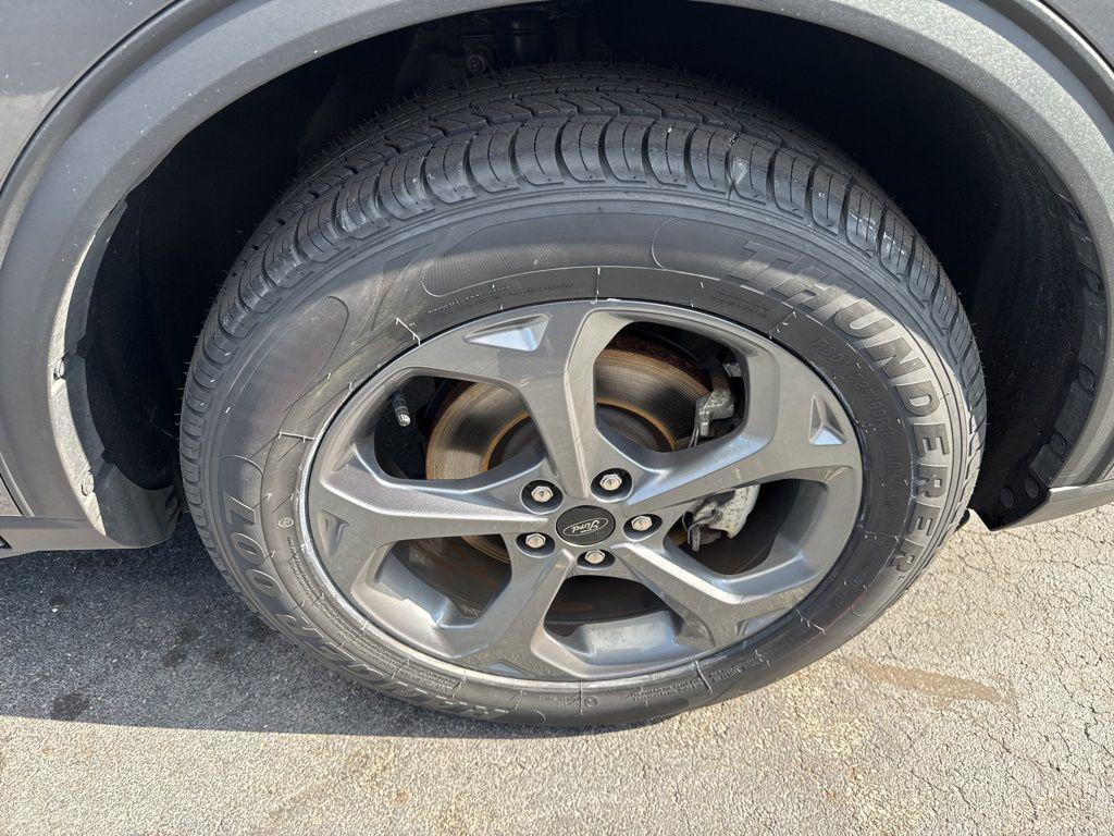 2025 Ford Escape ST-Line - Photo 24