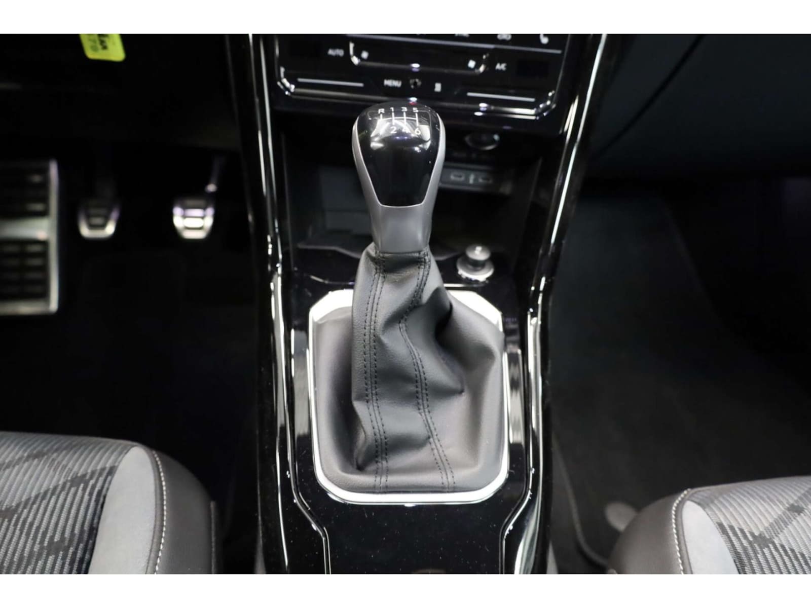 Volkswagen T-Roc – Bild 15